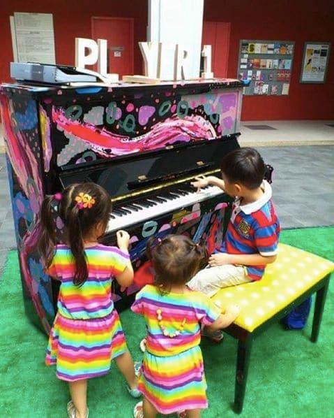 Photo of Aliwal Arts Centre at Aliwal Arts Centre, 30;28, Aliwal Street, Rochor, Central, 198985, Singapore. Awww rainbow kids are out to play! 😍🎹🎶