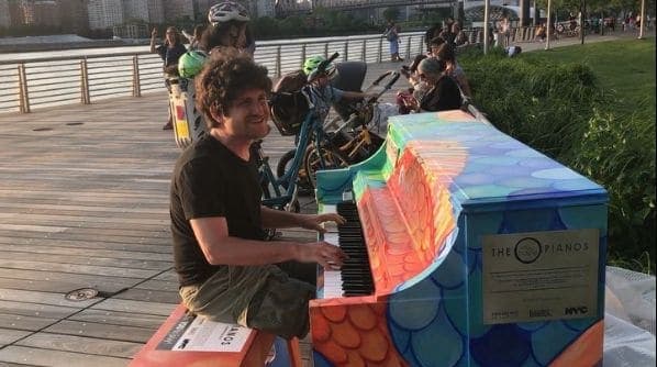 Photo of Gantry Plaza State Park at PS/IS 78Q Early Childhood Center, 48-09, Center Boulevard, Hunters Point, Queens, Queens County, New York, 11109, United States