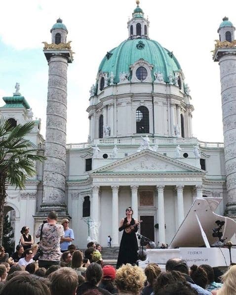 Photo of Wiener Karlskirche at Hill Arches, Karlsplatz, Wieden, KG Wieden, Wieden, Vienna, 1040, Austria
