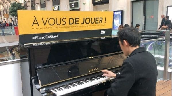 Photo of Gare Saint-Lazare at Gare Saint-Lazare, 11, Rue de Rome, Quartier de l'Europe, 8th Arrondissement of Paris, Paris, Ile-de-France, Metropolitan France, 75008, France