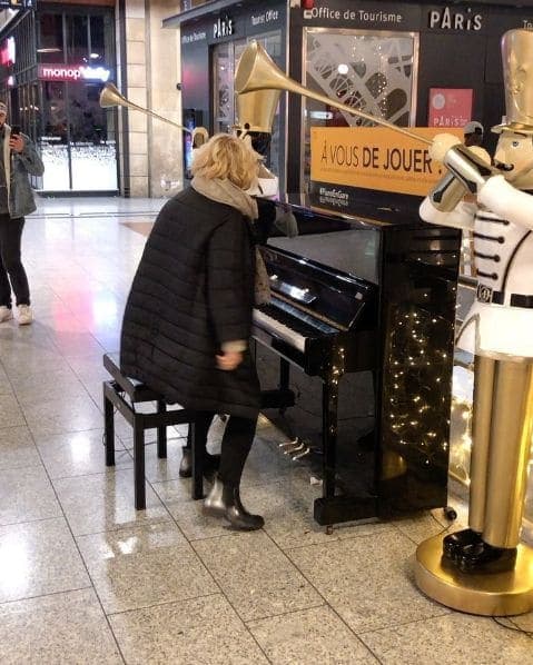 Photo of Paris Gare du Nord at 9 - 10, Rue de Maubeuge, Quartier Saint-Vincent-de-Paul, 10th Arrondissement, Paris, Ile-de-France, Metropolitan France, 75010, France