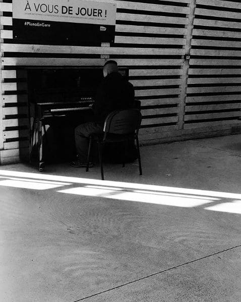 Public piano in Vaucluse, Provence-Alpes-Côte d'Azur, France