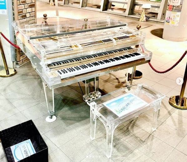 Photo of 中突堤中央ターミナル at Kamomeria, Hamate Bypass, Kaigandori 6-chome, Chuo Ward, Kobe, Hyogo Prefecture, 650-0023, Japan