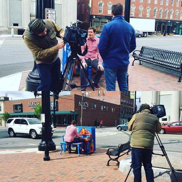 Photo of Nashua, New Hampshire at Slade's, 4, West Hollis Street, Ward 4, Nashua, Hillsborough County, New Hampshire, 03060, United States