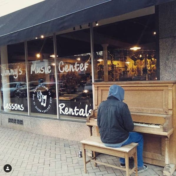 Public piano in Floyd County, Indiana, United States