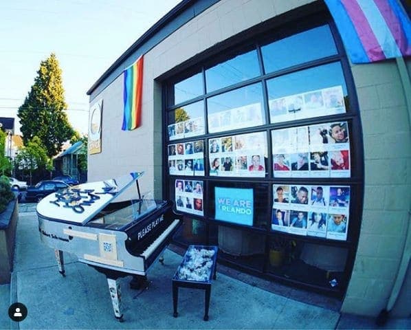 Photo of Portland, Oregon at Animals in Pools, Southwest Yamhill Street, Downtown, Portland, Multnomah County, Oregon, 97204, United States. What a year it has been/ such highs,…