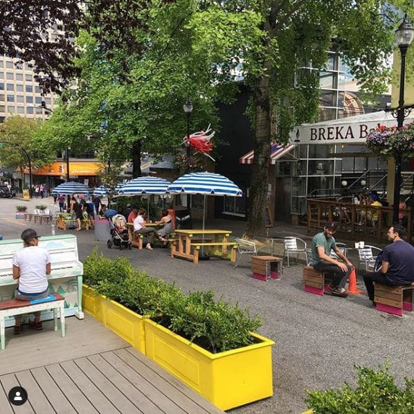 Photo of Bute-Robson Trial Plaza at Downtown Vancouver, 1202, Robson Street, West End, Vancouver, District of North Vancouver, Metro Vancouver Regional District, British…