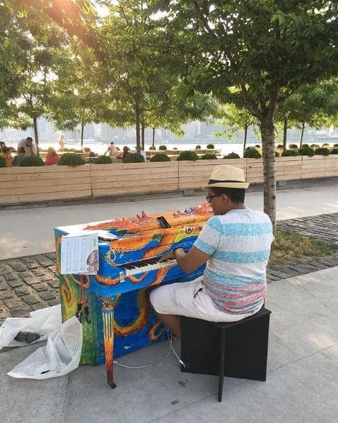 Photo of Gantry Plaza State Park at PS/IS 78Q Early Childhood Center, 48-09, Center Boulevard, Hunters Point, Queens, Queens County, New York, 11109, United States
