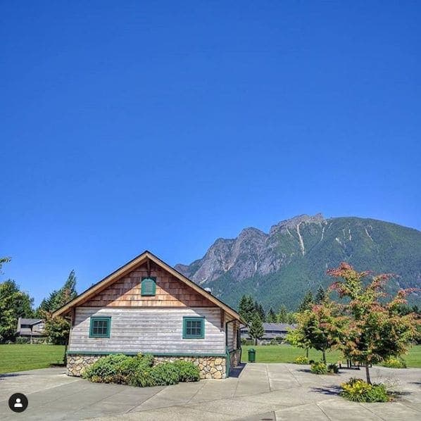 Photo of Si View Metro Parks at Si View Community Center, Southeast Orchard Drive, North Bend, King County, Washington, United States