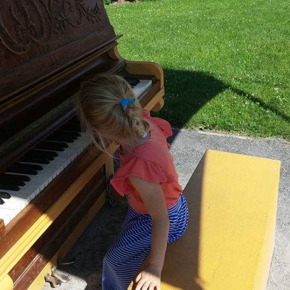 Photo of Ville de Boisbriand at Banque Nationale, 938, Boulevard Grande-Allée, Boisbriand, Thérèse-De Blainville, Laurentides, Quebec, J7G 2T4, Canada