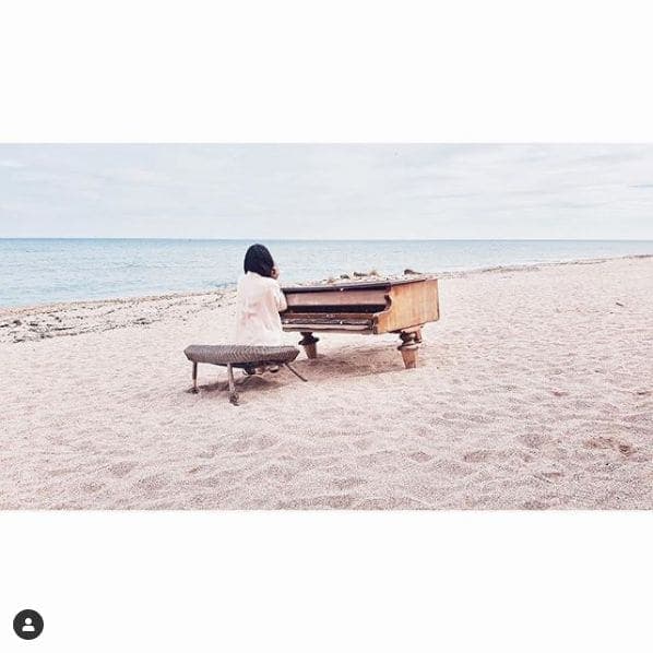 Photo of Vama Veche, Constanta, Romania at Dispensar, Strada Mihail Kogălniceanu, Vama Veche, Limanu, Constanța, 907163, Romania. she was playing the piano and the sea…