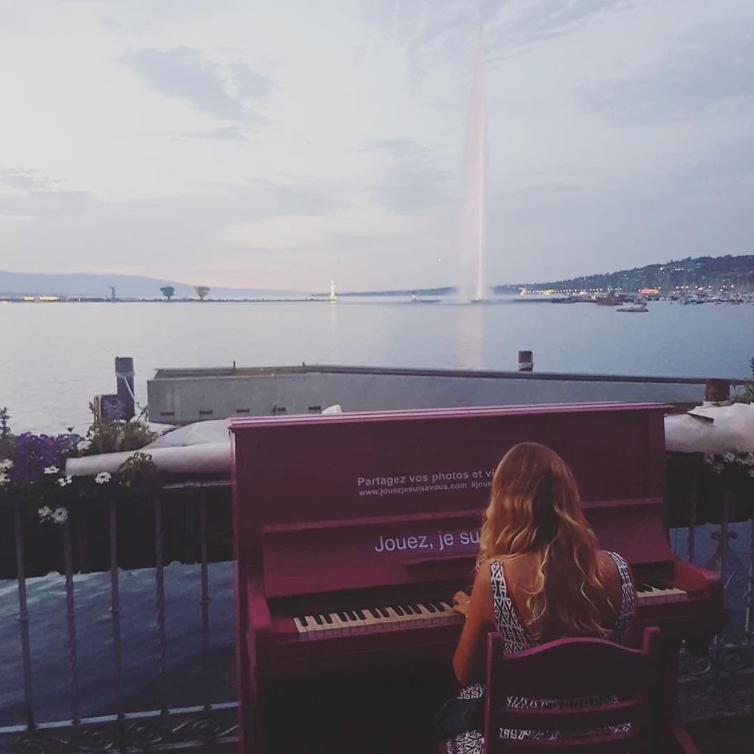 Photo of Geneva, Switzerland at Ecole Saint-Antoine, Promenade de Saint-Antoine, Cité, Geneva, Grand Genève, Geneva, 1204, Switzerland