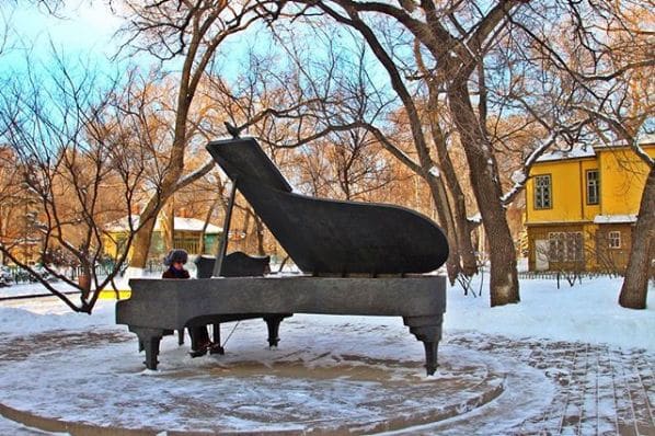 Public piano in Harbin, Heilongjiang, China