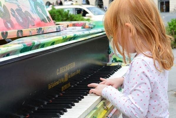 Photo of Munich, Germany at Ludwig-Maximilians-Universität, Kaulbachstraße, Schönfeldvorstadt, Maxvorstadt, Munich, Bavaria, 80539, Germany. ⠀⠀⠀⠀⠀⠀⠀⠀⠀ 🇩🇪 Open Piano - Alle…