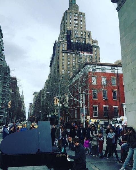 Photo of Blue Apron Pop-Up Shop at 12, West 23rd Street, Flatiron District, Manhattan, New York County, New York, 10010, United States