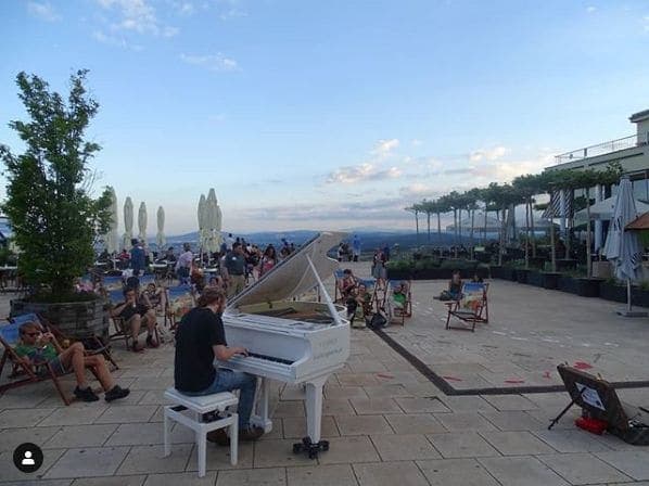 Photo of Kahlenberg at Kahlenberg, 3, Am Kahlenberg, KG Josefsdorf, Döbling, Vienna, 1190, Austria. 🇩🇪 📌 Habt ihr unsere coolen Instagram Stories mit @benjaminschemel am…