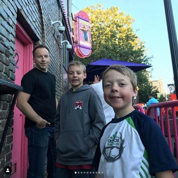 Photo of Portland, Oregon at Animals in Pools, Southwest Yamhill Street, Downtown, Portland, Multnomah County, Oregon, 97204, United States