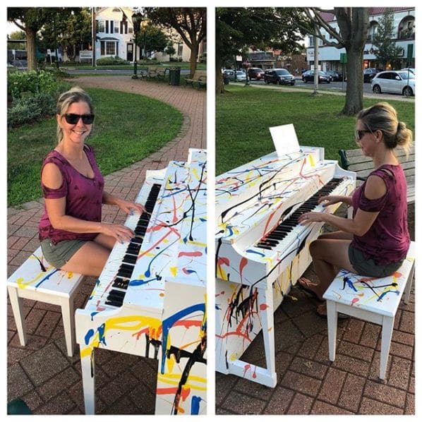 Public piano in New Haven County, Connecticut, United States