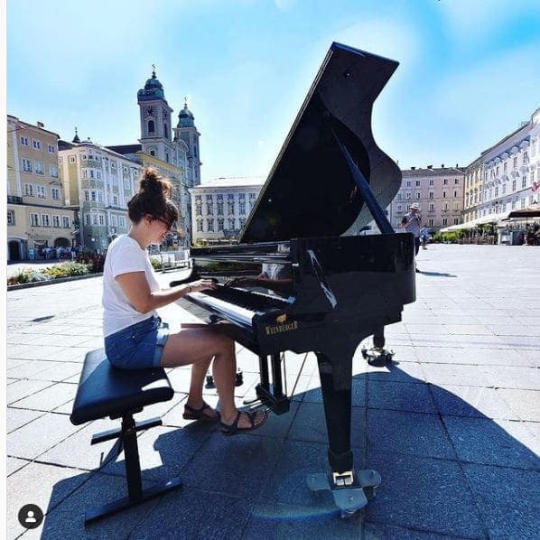 Photo of Hauptplatz Linz at Glockenring, Main Square, Altstadtviertel, Innere Stadt, Linz, Upper Austria, 4020, Austria