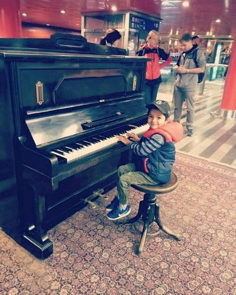 Public piano in Prague, Prague, Czechia
