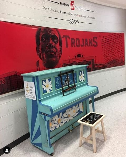 Public piano in Fulton County, Georgia, United States