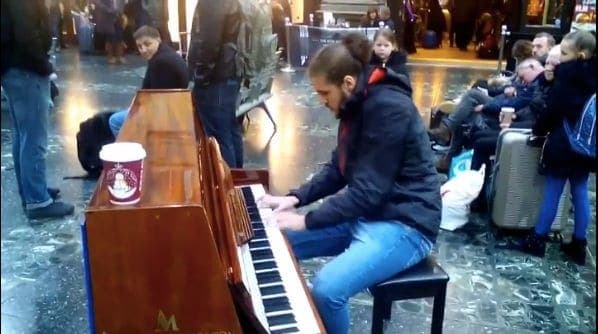 Photo of Edinburgh Waverley Train Station at Pret A Manger, Waverley Concourse, Old Town, City of Edinburgh, Scotland, EH1 1BB, United Kingdom