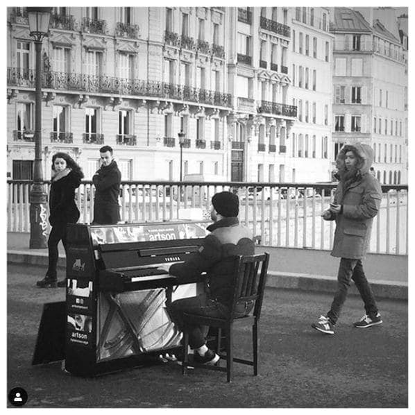 Photo of Pont Saint-Louis at Pont Saint-Louis, Quartier Les Îles, 4th Arrondissement, Paris, Ile-de-France, Metropolitan France, 75004, France