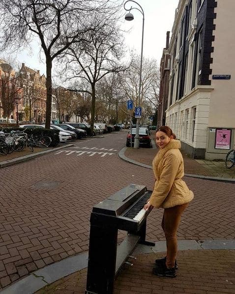 Photo of Amsterdam, Netherlands at Albert Heijn to go, 13A, Stationsplein, Centrum, Amsterdam, North Holland, Netherlands, 1012AB, Netherlands