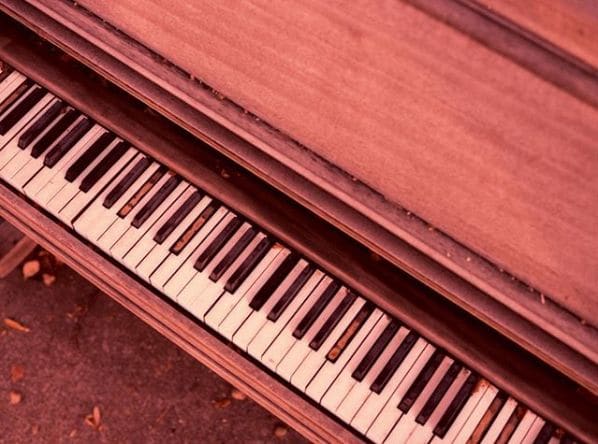Public piano in Minneapolis, Minnesota, United States