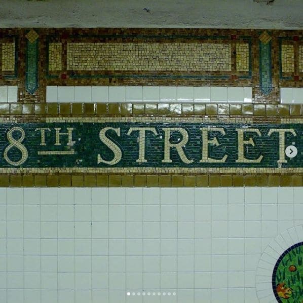 Photo of New York, New York at Chambers Street & Broadway, Chambers Street, Lower Manhattan, Manhattan Community Board 1, Manhattan, New York County, New York, 10007, United States