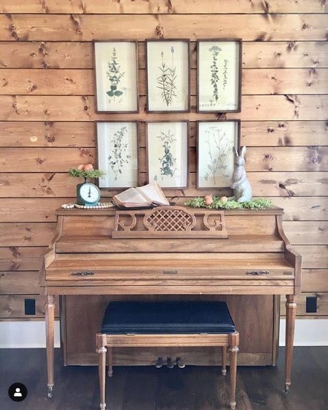 Public piano in Pulaski County, Arkansas, United States