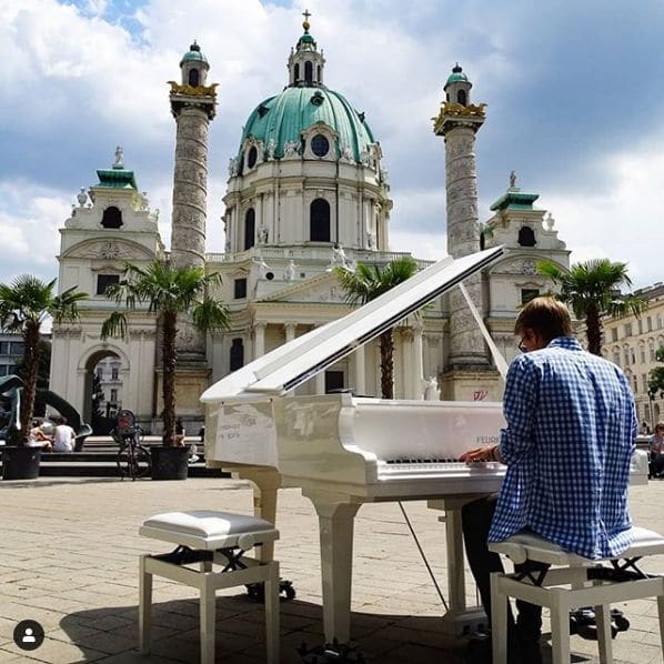 Photo of Karlsplatz at Hauptgebäude, 13, Karlsplatz, Freihausviertel, KG Wieden, Wieden, Vienna, 1040, Austria