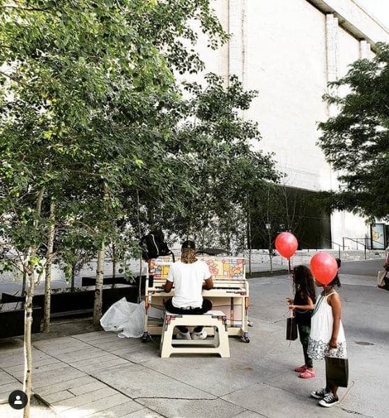 Photo of Lincoln Center at Lincoln Center for the Performing Arts, 10, Columbus Avenue, Lincoln Square, Manhattan, New York County, New York, 10023, United States. Each year 50…