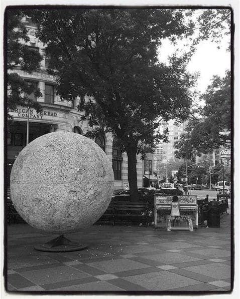Photo of New York, New York at Chambers Street & Broadway, Chambers Street, Lower Manhattan, Manhattan Community Board 1, Manhattan, New York County, New York, 10007, United States