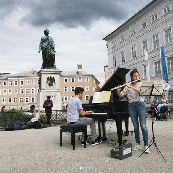 Photo of Mozartplatz, Salzburg, Austria at Goldene Ente, 10, Goldgasse, Altstadt, Salzburg, 5020, Austria. Auch Salzburg hat uns Anfang Juli bewiesen, dass die Musik uns alle…