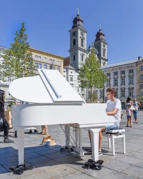 Photo of Hauptplatz Linz at Glockenring, Main Square, Altstadtviertel, Innere Stadt, Linz, Upper Austria, 4020, Austria