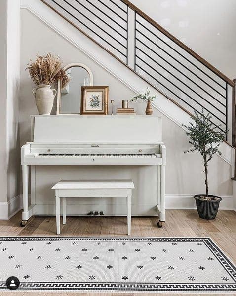 Photo of Cincinnati at 2989, Vernon Place, Pill Hill, Corryville, Cincinnati, Hamilton County, Ohio, 45219, United States. ✨It’s g i v e a w a y time!!✨ I’m so so excited to be…