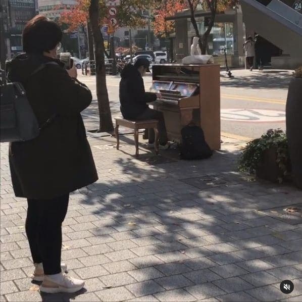 Photo of 신촌 홍익문고 at Hong Ik Moon Go, Yonsei-ro, Sinchon-dong, Seodaemun-gu, Seoul, Nowon-gu, 04101, South Korea