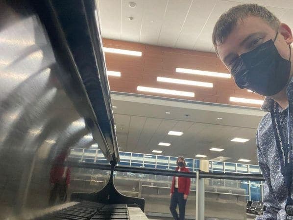Photo of Minneapolis-St. Paul International Airport, Minnesota at Terminal 2, 34th Avenue South, Hennepin County, Minnesota, 55450, United States