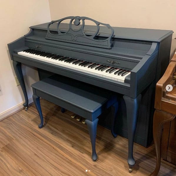 Public piano in Frederick County, Maryland, United States