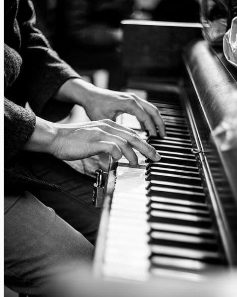 Public piano in Minneapolis, Minnesota, United States