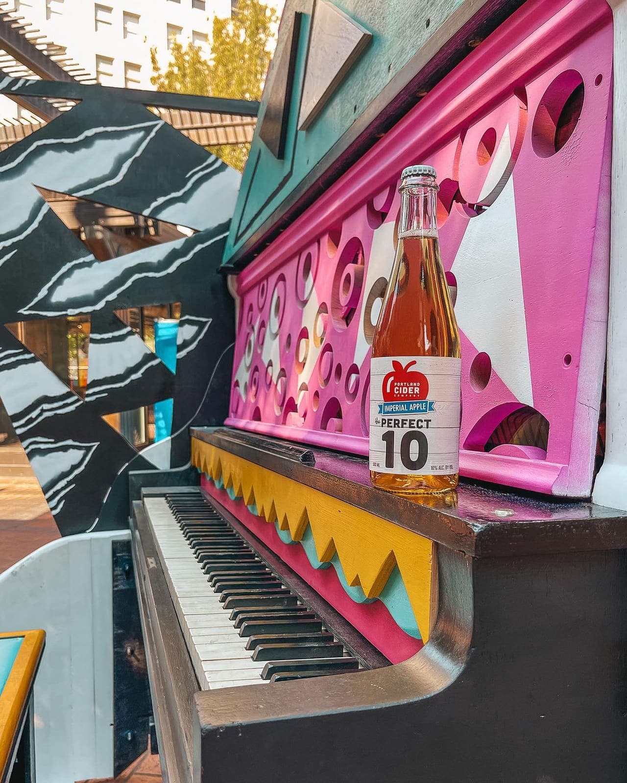 Photo of Portland, Oregon at Animals in Pools, Southwest Yamhill Street, Downtown, Portland, Multnomah County, Oregon, 97204, United States. We rate this piano a Perfect 10 😉…