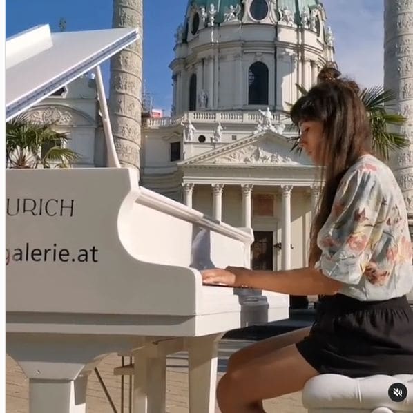 Photo of Karlsplatz at Hauptgebäude, 13, Karlsplatz, Freihausviertel, KG Wieden, Wieden, Vienna, 1040, Austria