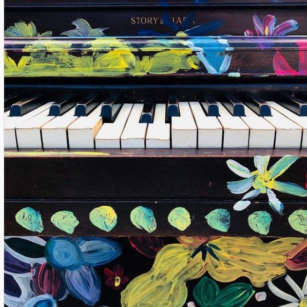Public piano in Alexandria, Virginia, United States