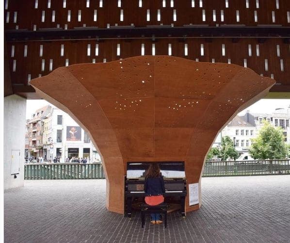 Photo of Gent, Belgium at 14;16, Sint-Kristoffelstraat, Zuid, Ghent, Gent, East Flanders, Flanders, 9000, Belgium