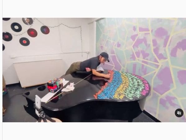 Public piano in Los Angeles County, California, United States