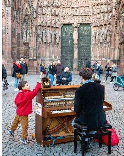 Photo of Strasbourg, France at Aux P'tits Crocs, Place de la Grande Boucherie, La Petite France, Krutenau, Strasbourg, Bas-Rhin, Grand Est, Metropolitan France, 67065, France