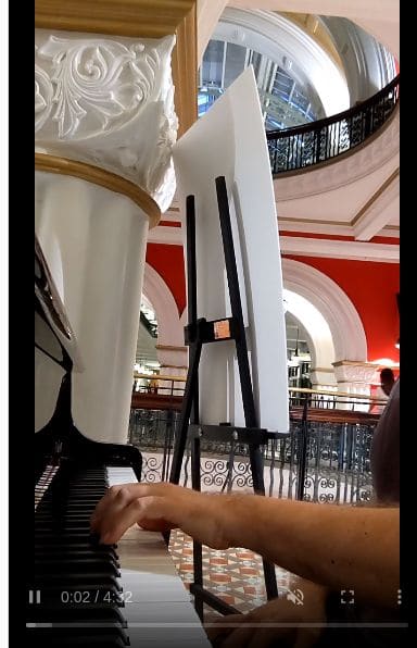Public piano in Sydney, New South Wales, Australia