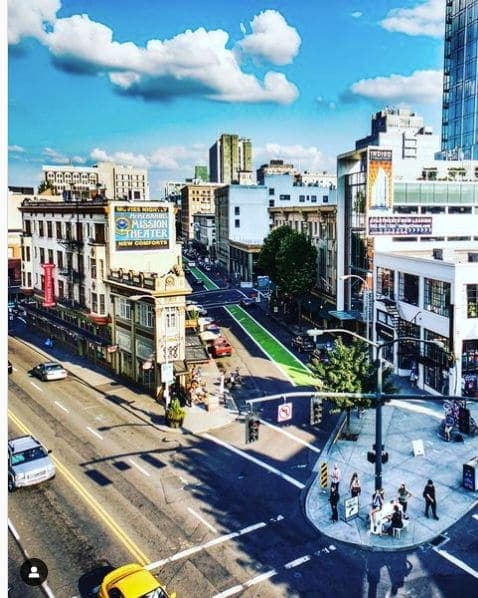 Photo of Portland, Oregon at Animals in Pools, Southwest Yamhill Street, Downtown, Portland, Multnomah County, Oregon, 97204, United States