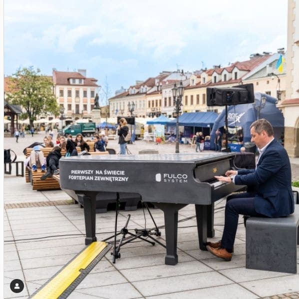 Photo of Rzeszów at 10B, Króla Kazimierza, Baldachówka, Town Centre, Rzeszów, Subcarpathian Voivodeship, 35-061, Poland. rzeszow.stolica.innowacji